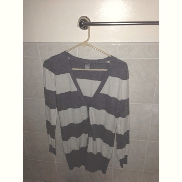 Oversized Striped Cardigan