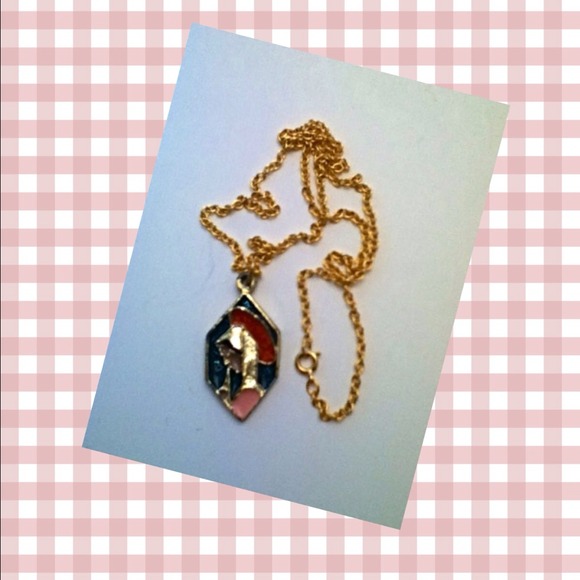 Stained glass Mary- costume enamel pendant w/chain - Picture 1 of 4