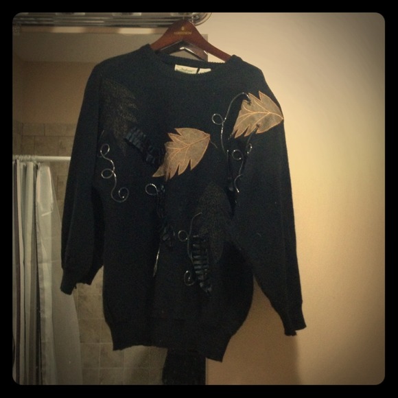 Vintage 80s black sweater