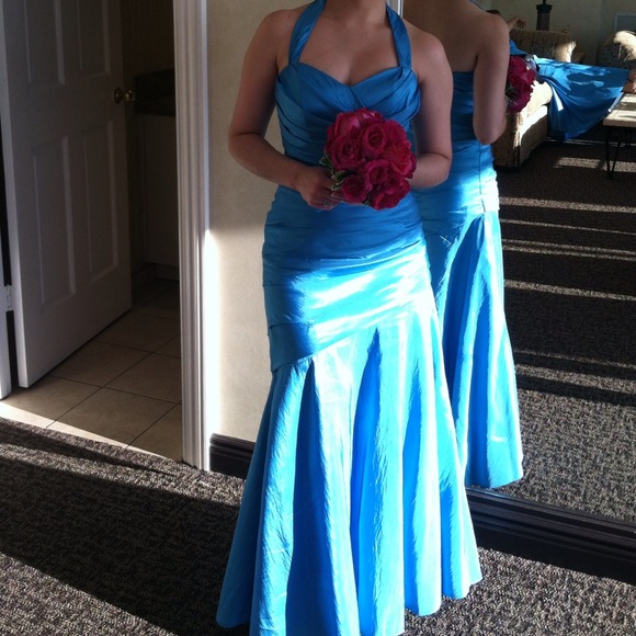 Long turquoise dress, specially for weddings