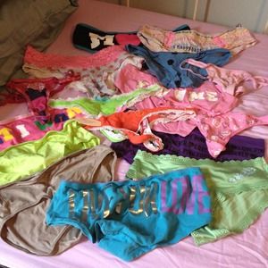 Victoria's Secret Undie bundle !!