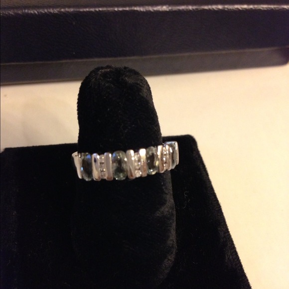 Sold in bundle - Picture 2 of 3