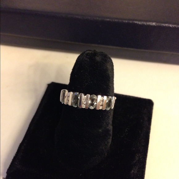 Sold in bundle - Picture 3 of 3