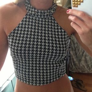 UNIF spiked collar houndstooth crop top