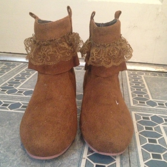 Boots - Picture 2 of 2