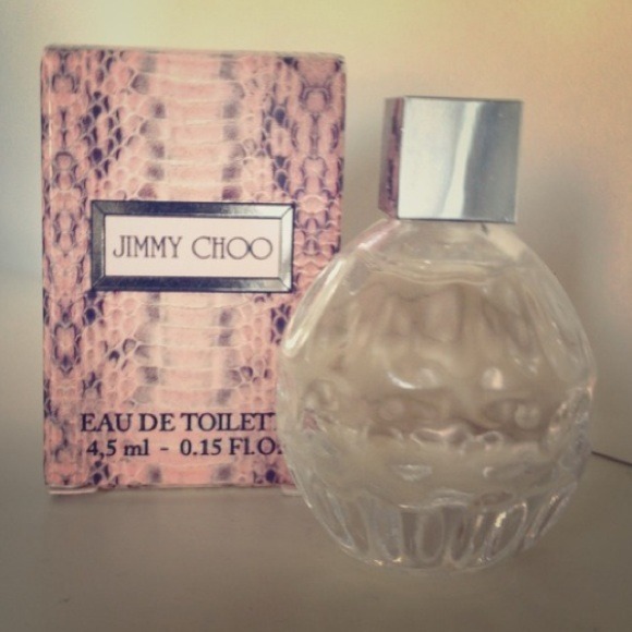 🚫sold in a bundle🚫Mini Jimmy Choo EDT 4.5 ml