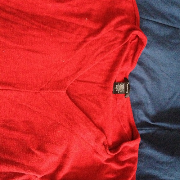 Red shirt. Good for dress code school