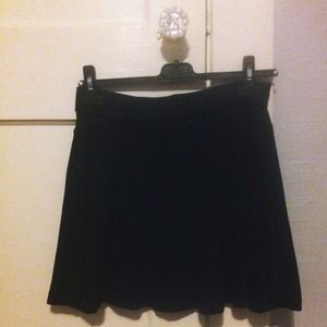 ❌SOLD❌ Black skater skirt