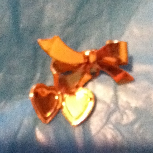 Locket pin - Picture 2 of 2