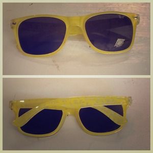 Yellow Ray-Bans
