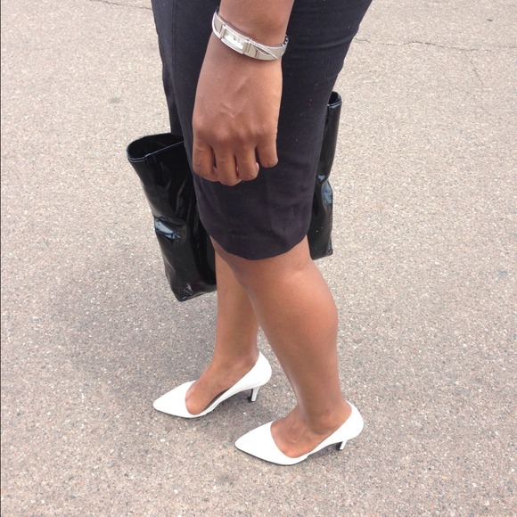 White Classic D'Orsay Pump - Picture 2 of 3