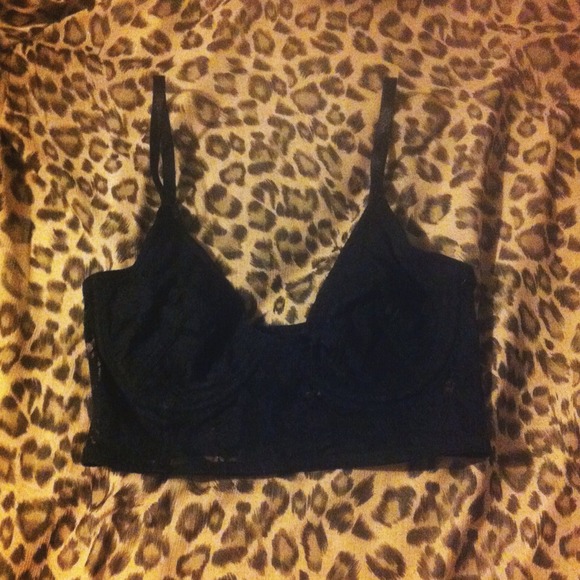 ❌SOLD❌ Black lace bralet