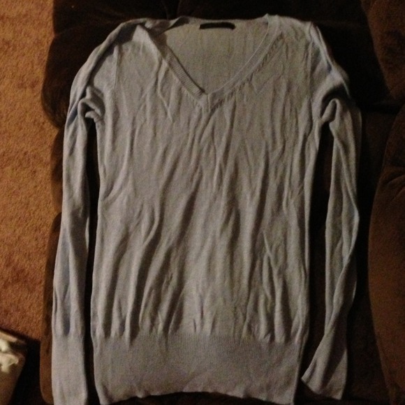 Sweater - Picture 1 of 3