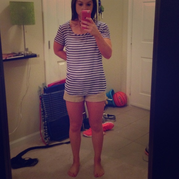 🚫SOLD🚫Chiffon blue and white striped tee