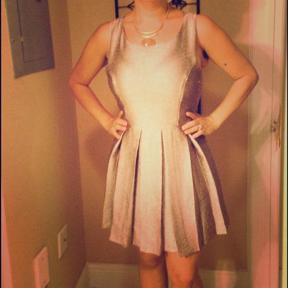 ⛔Sold⛔Beautiful Gold Dress