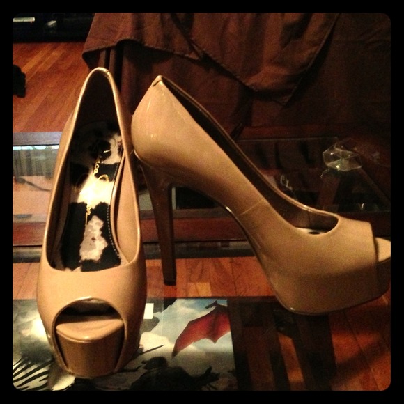 Jessica Simpson Shoes - Jessica Simpsons