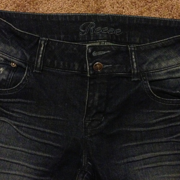 Jeans - Picture 2 of 3