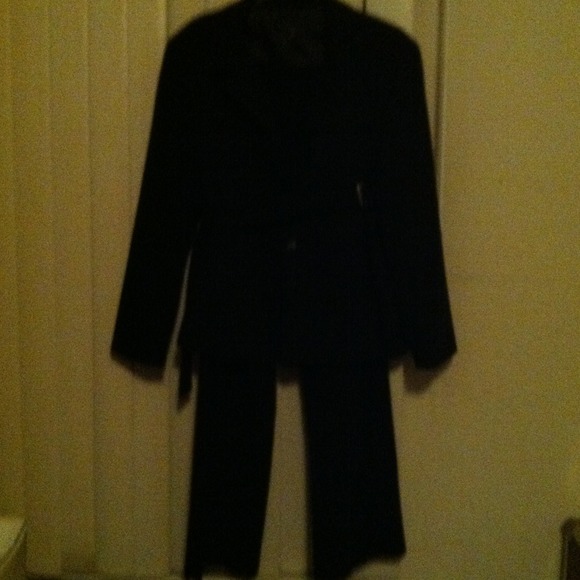 BLACK DONNA RAE 2 pc. SUIT 👀Sexy 👓Hot OUTFIT - Picture 1 of 3