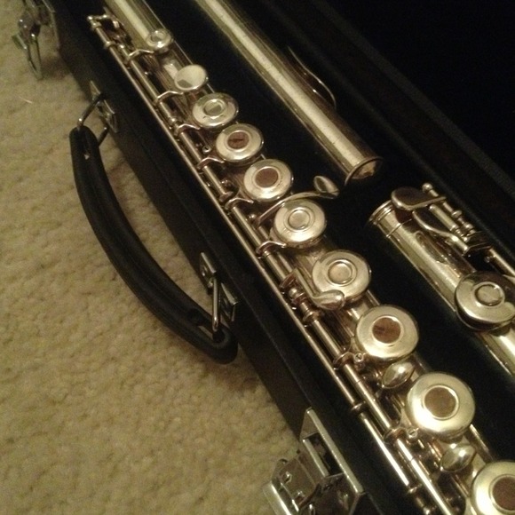 Used Open holed Gemeinhardt flute - Picture 3 of 4