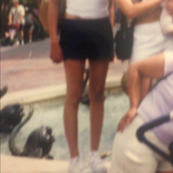 Vintage Tommy Hilfiger Shorts - Picture 4 of 4