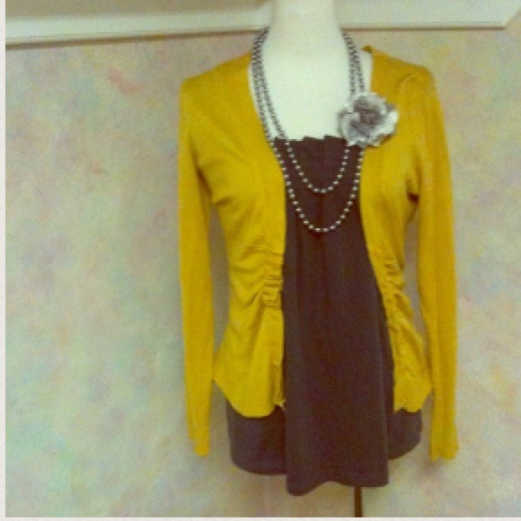 Charcoal pleated shirt - Picture 2 of 3