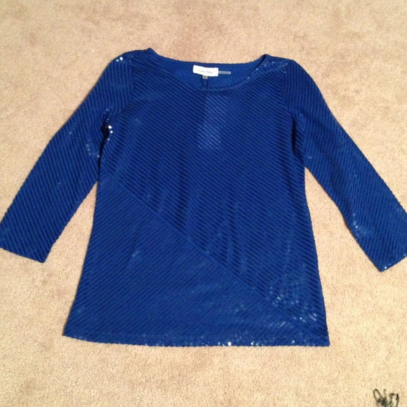 Calvin Klein blue sequin top - Picture 2 of 4