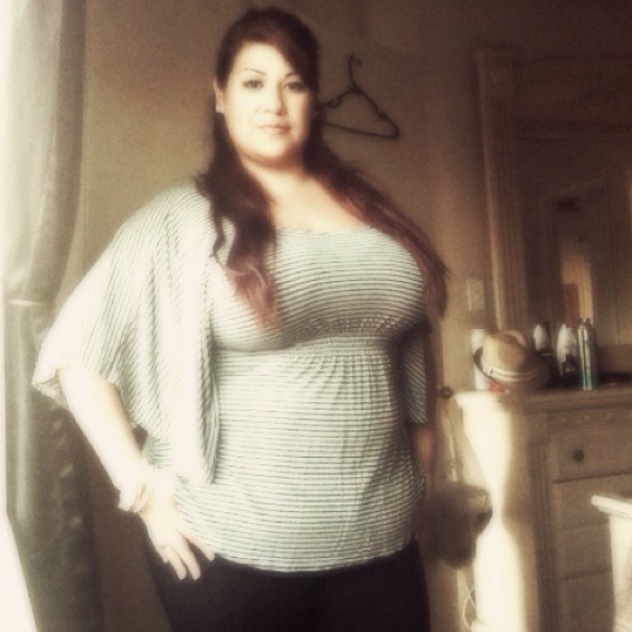 Top🎀bundle🎀❌SOLD❌ - Picture 3 of 4