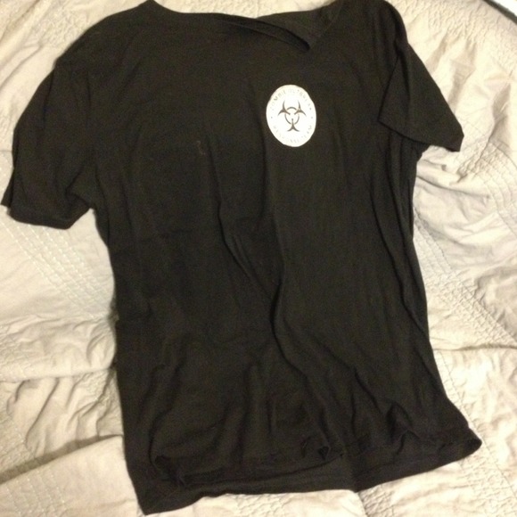 Black zombie response team t shirt