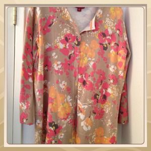 Bundle for @jaybird8680 cardigan/rain boots