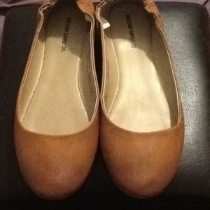 Wooden color Flat shoes