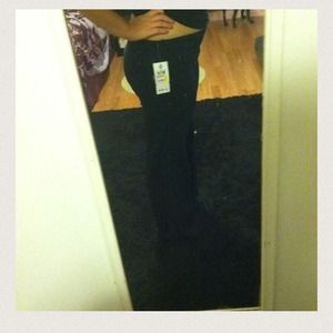 Under armours woman's yoga pants