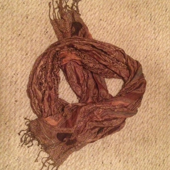 Scarf - Picture 3 of 3