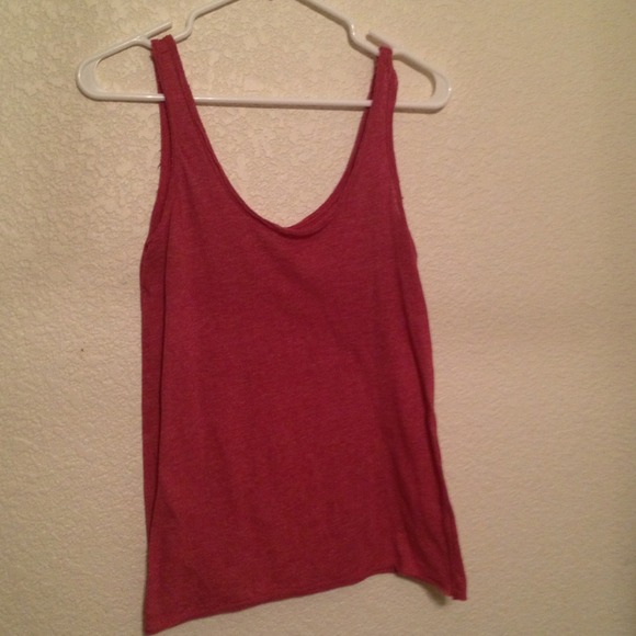 Essential tank top