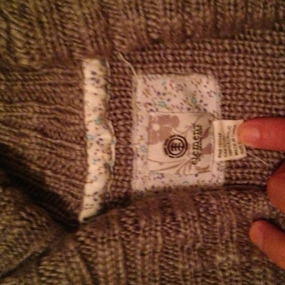 Sweater - Picture 2 of 2