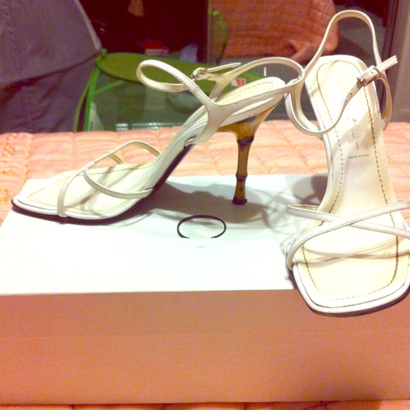 White Casadei sandals with bamboo heel size 6