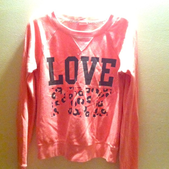 VS LOVE PINK PULLOVER