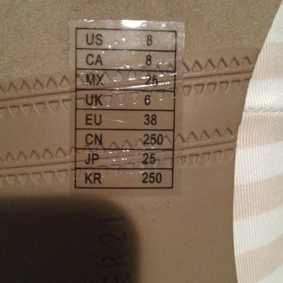 Forever 21 flats - Picture 3 of 4