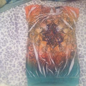 💞Super cute shirt. Brand new& never worn!