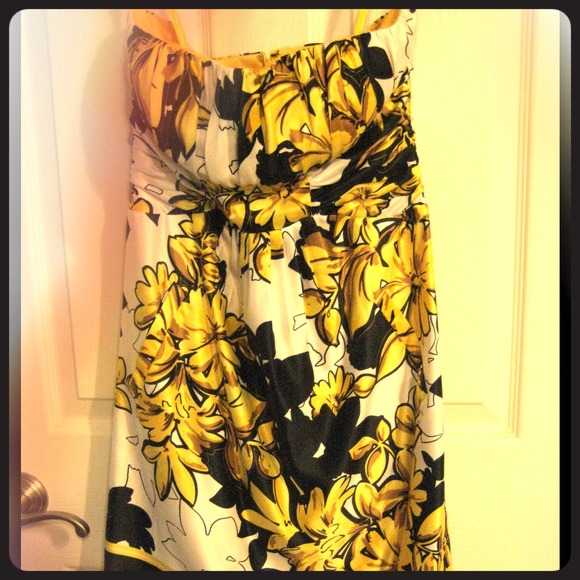 !!!!! REDUCED!!!! BCBG floral dress!!!!!
