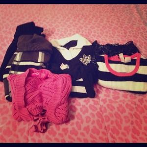 On hold for ohioching 😊Free Pink knit.