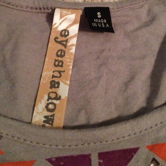 Super cute Aztec fringe shirt! - Picture 3 of 4