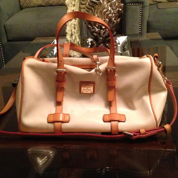 Dooney & bourke