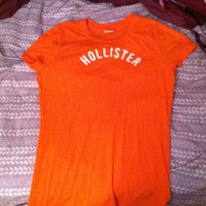 Orange hollister t shirt