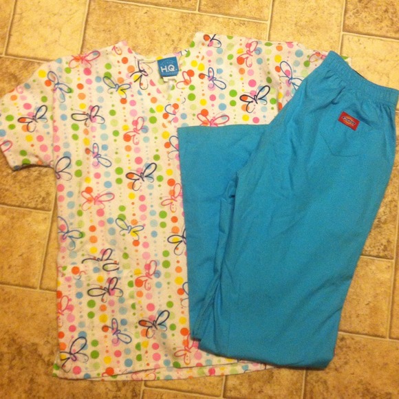 Scrub bundle - Picture 4 of 4