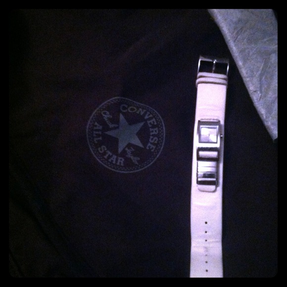 Converse/guess bundle