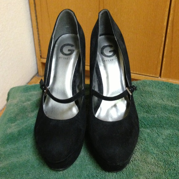 Black suede Mary Jane pumps by G by Guess