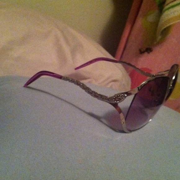 Very nice - Picture 2 of 3