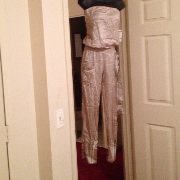 Patrizia Pepe 100% silk sleeveless jumpsuit