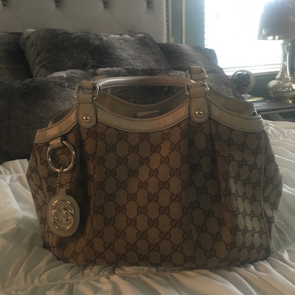 Gucci Medium Sukey