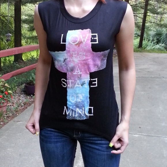 (30% OFF) Muscle Tee / High-low // XS S M L - Picture 3 of 4